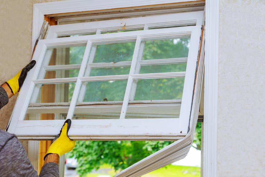 How Replacement Windows Save You Energy